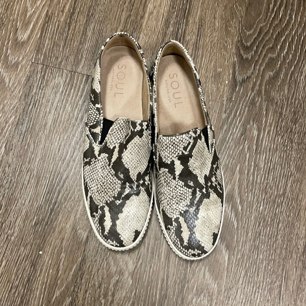 Naturalizer sneakers wedges